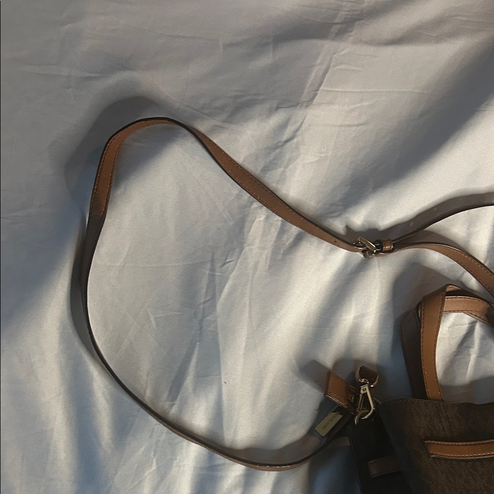 Michael Kors Emilia Small Logo Satchel - Brown Signature - Picture 3 of 6